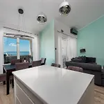 Aurea Mare Makarska-3br, Sea View & Prime Location Appartamento Makarska