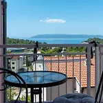 Aurea Mare Makarska-3br, Sea View & Prime Location