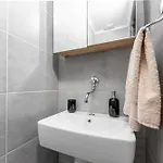 Aurea Mare Makarska-3br, Sea View & Prime Location Appartamento