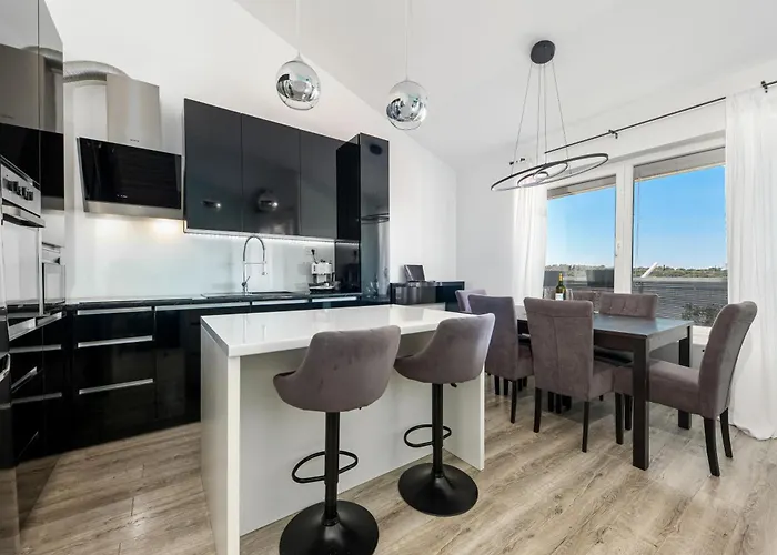 Aurea Mare Makarska-3br, Sea View & Prime Location Lägenhet Makarska